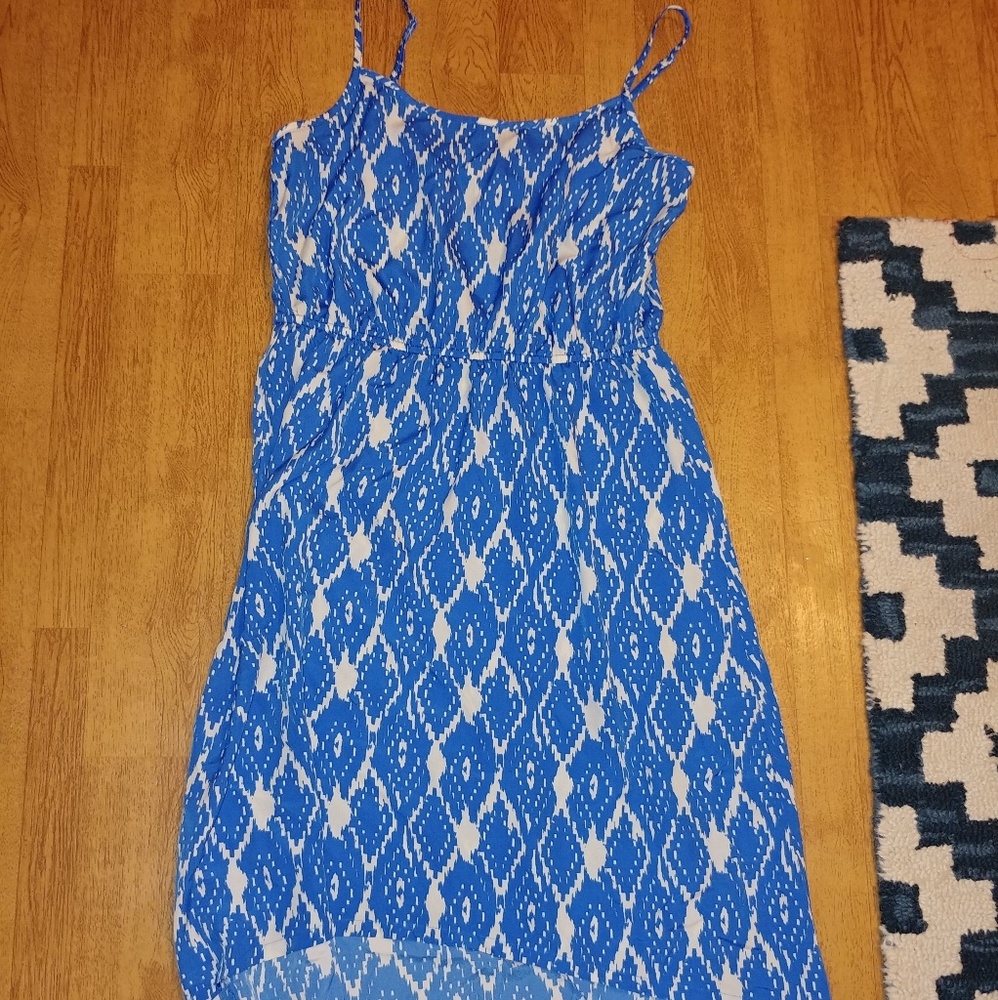 Super cute dress!